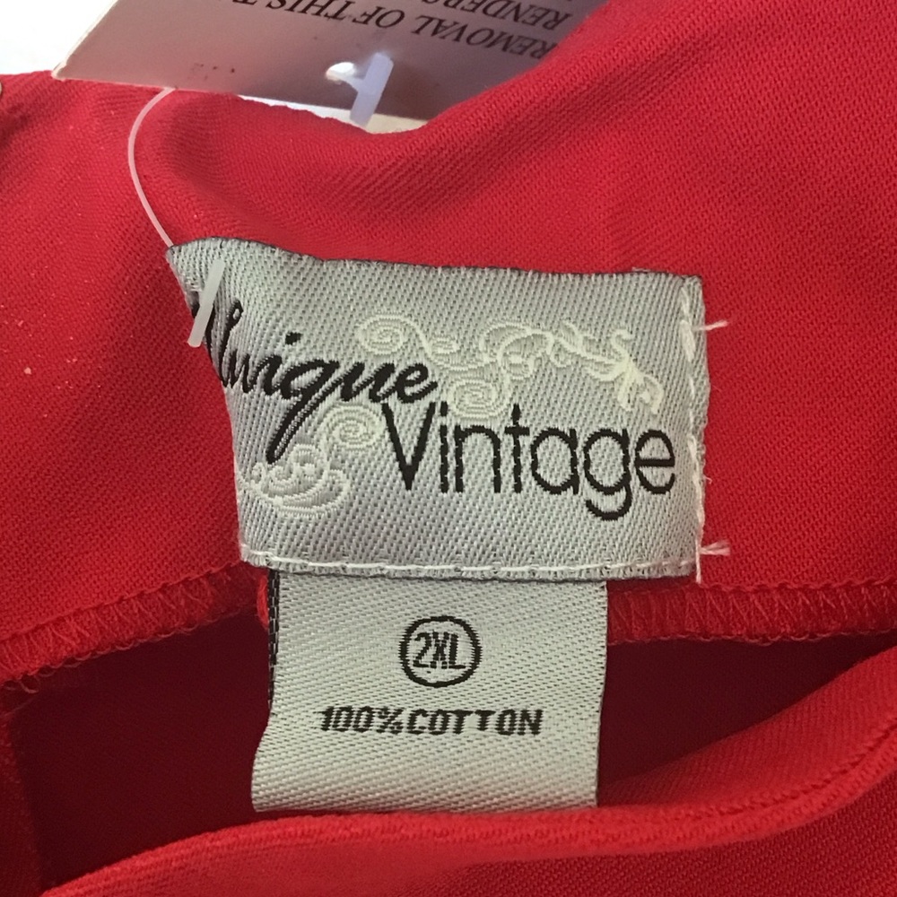 Unique Vintage Red Dress - Size 2XL - Picture 2 of 7